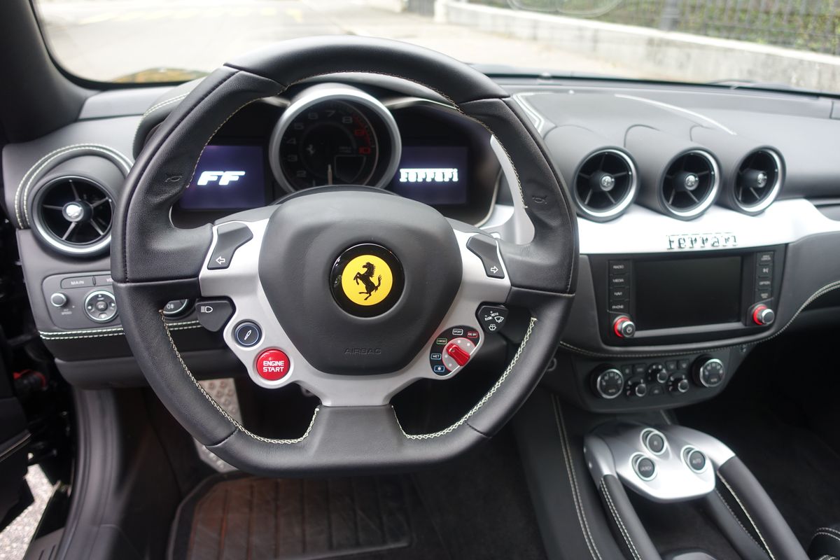 Ferrari FF