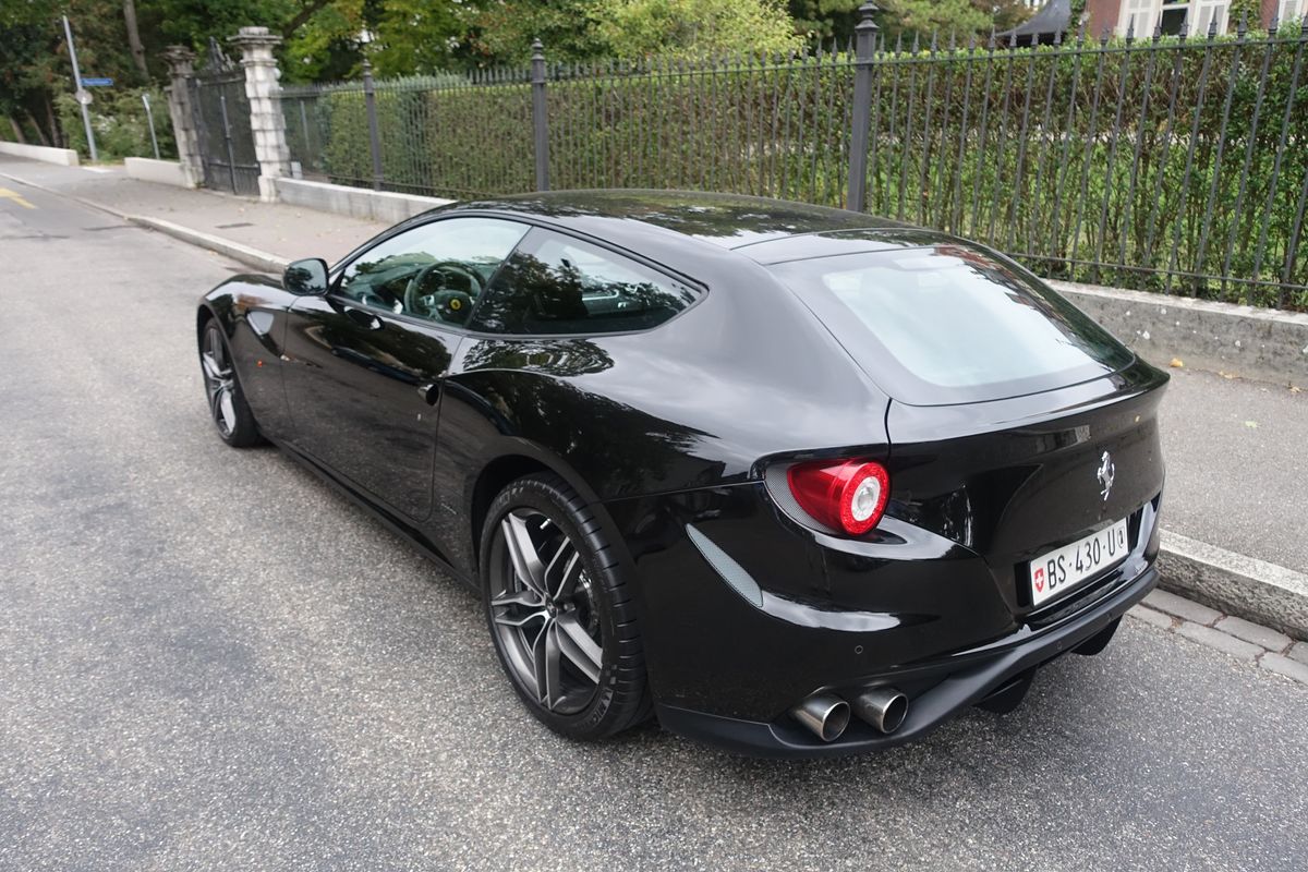 Ferrari FF