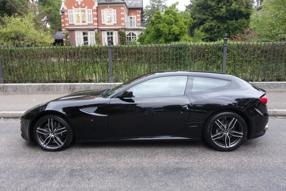 Ferrari FF