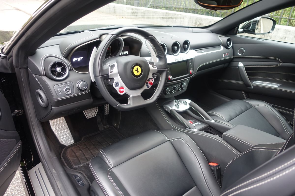 Ferrari FF
