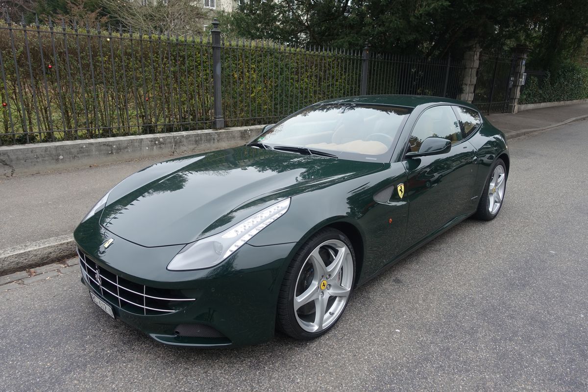 Ferrari FF