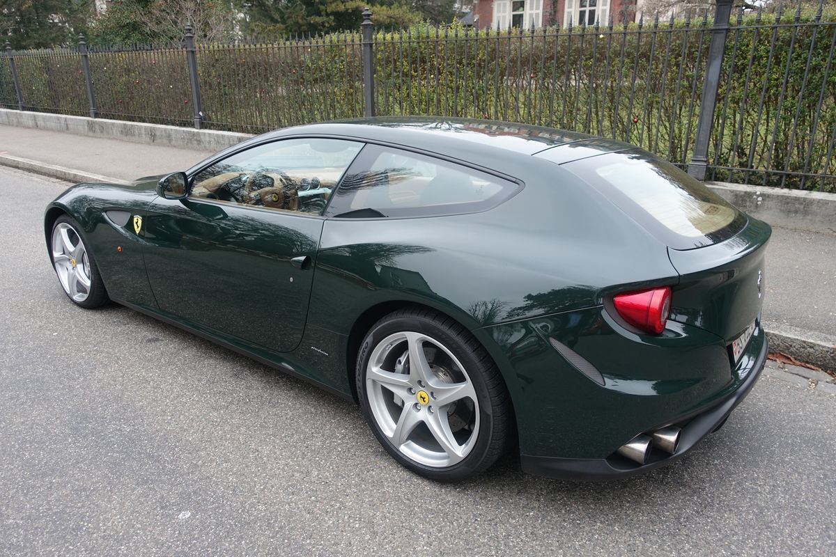Ferrari FF