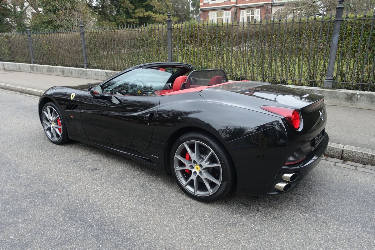 Ferrari California