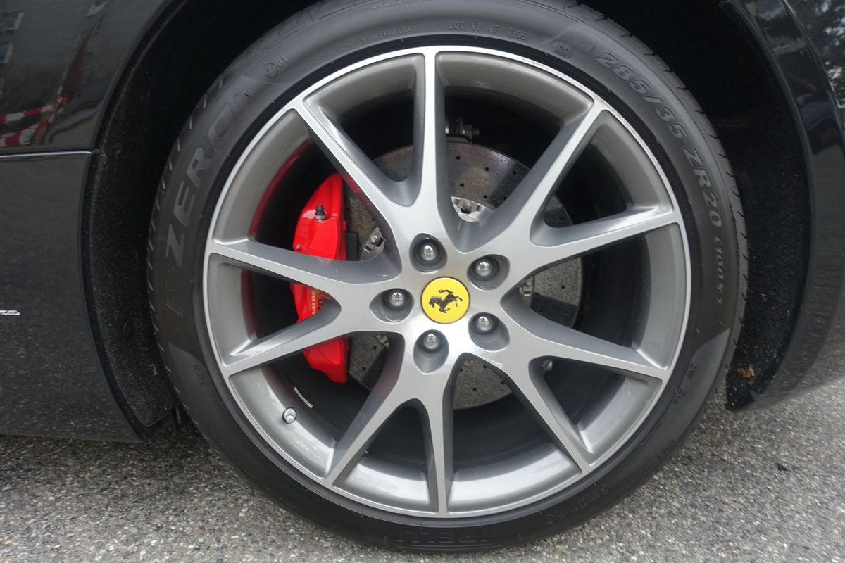 Ferrari California