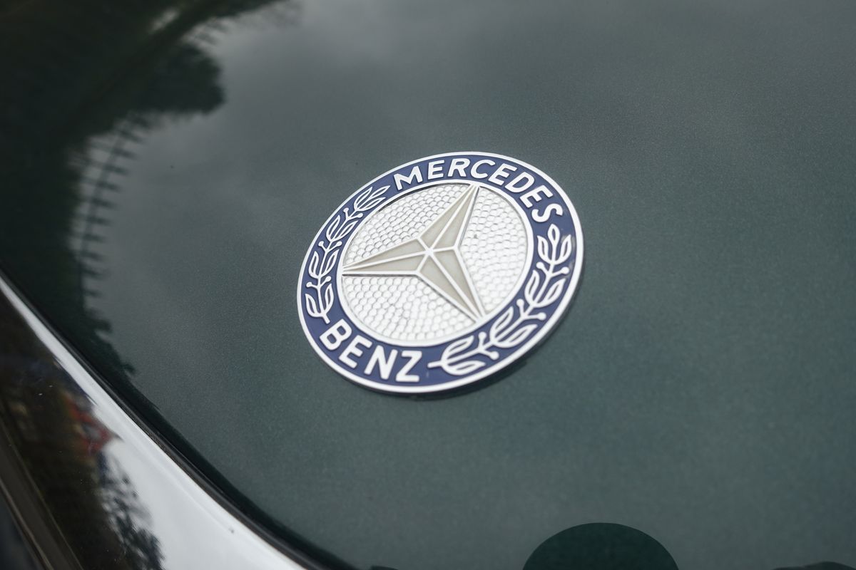 Mercedes-Benz 420 SL