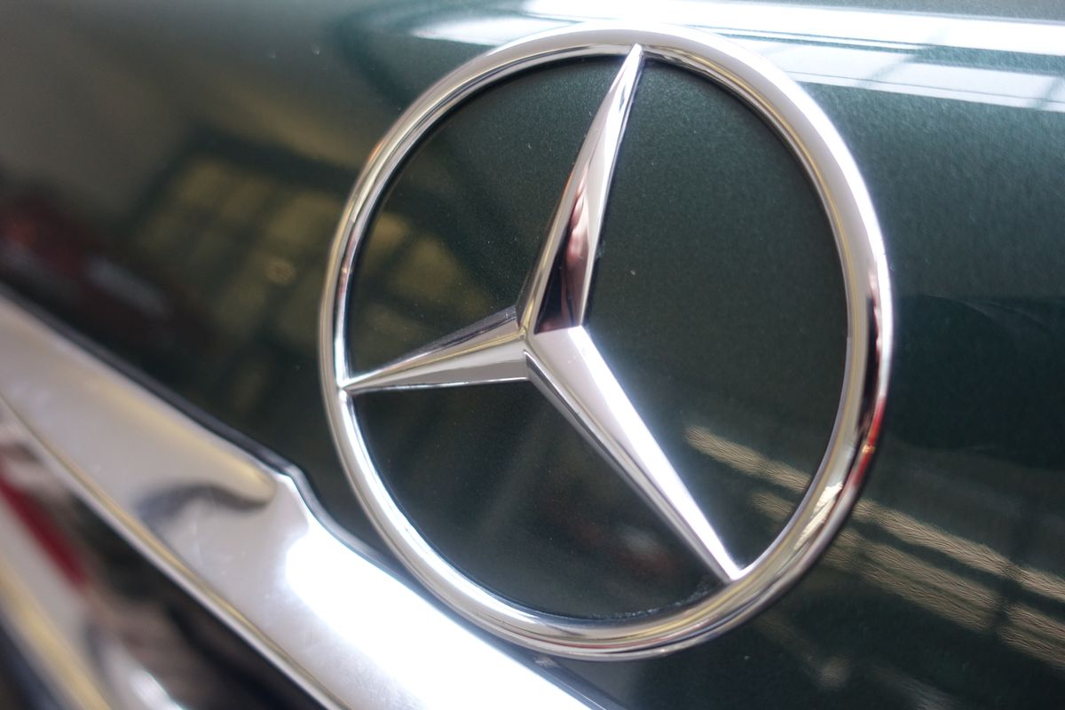 Mercedes-Benz 420 SL