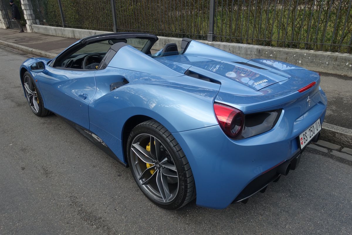 Ferrari 488 Spider