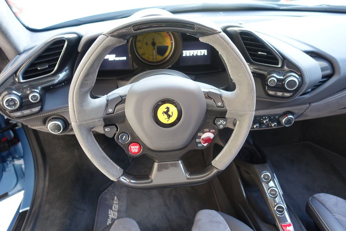 Ferrari 488 Spider