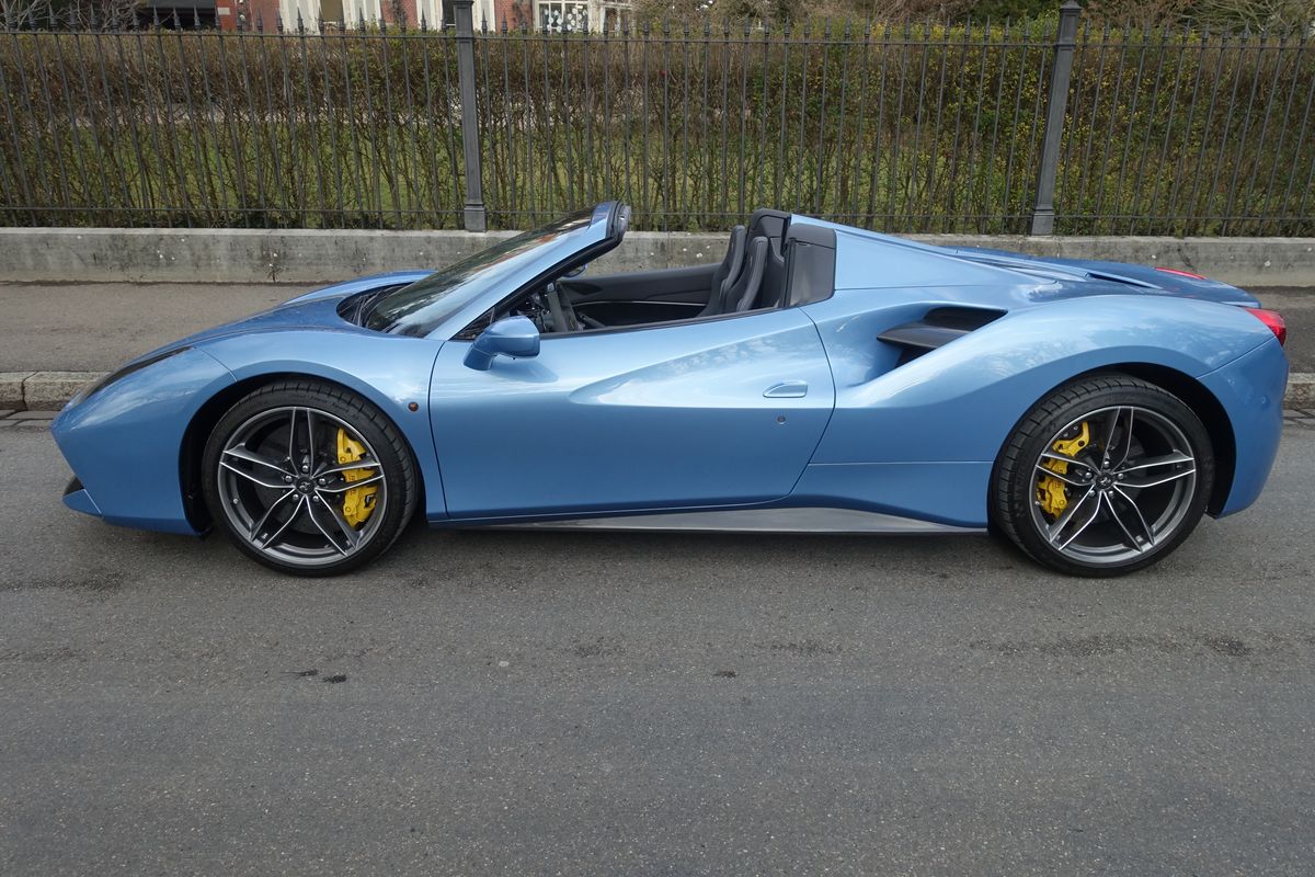 Ferrari 488 Spider