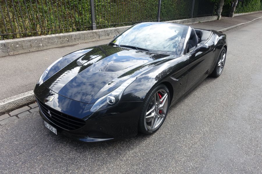 /en/stock/previously-sold/details/ferrari-california-t/104