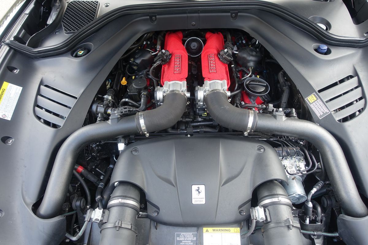Ferrari California T