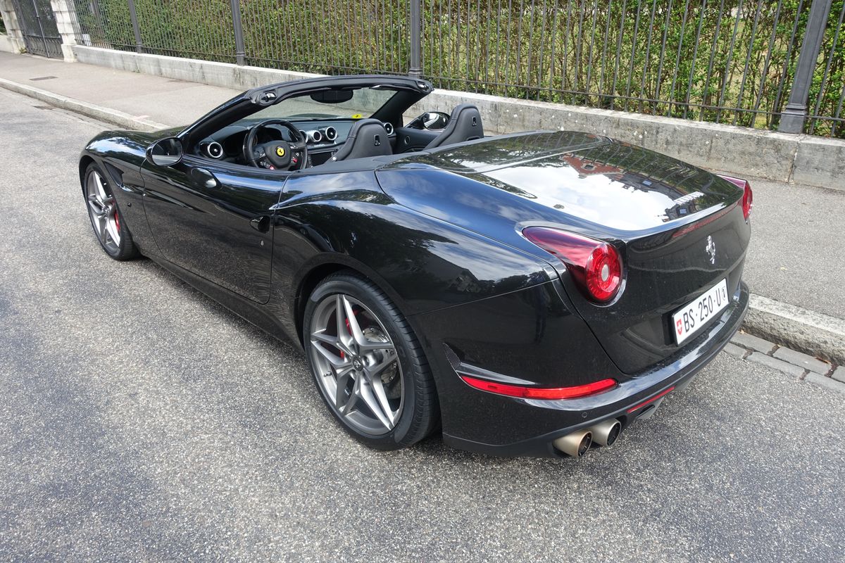 Ferrari California T