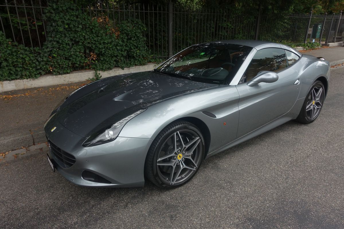 Ferrari California T