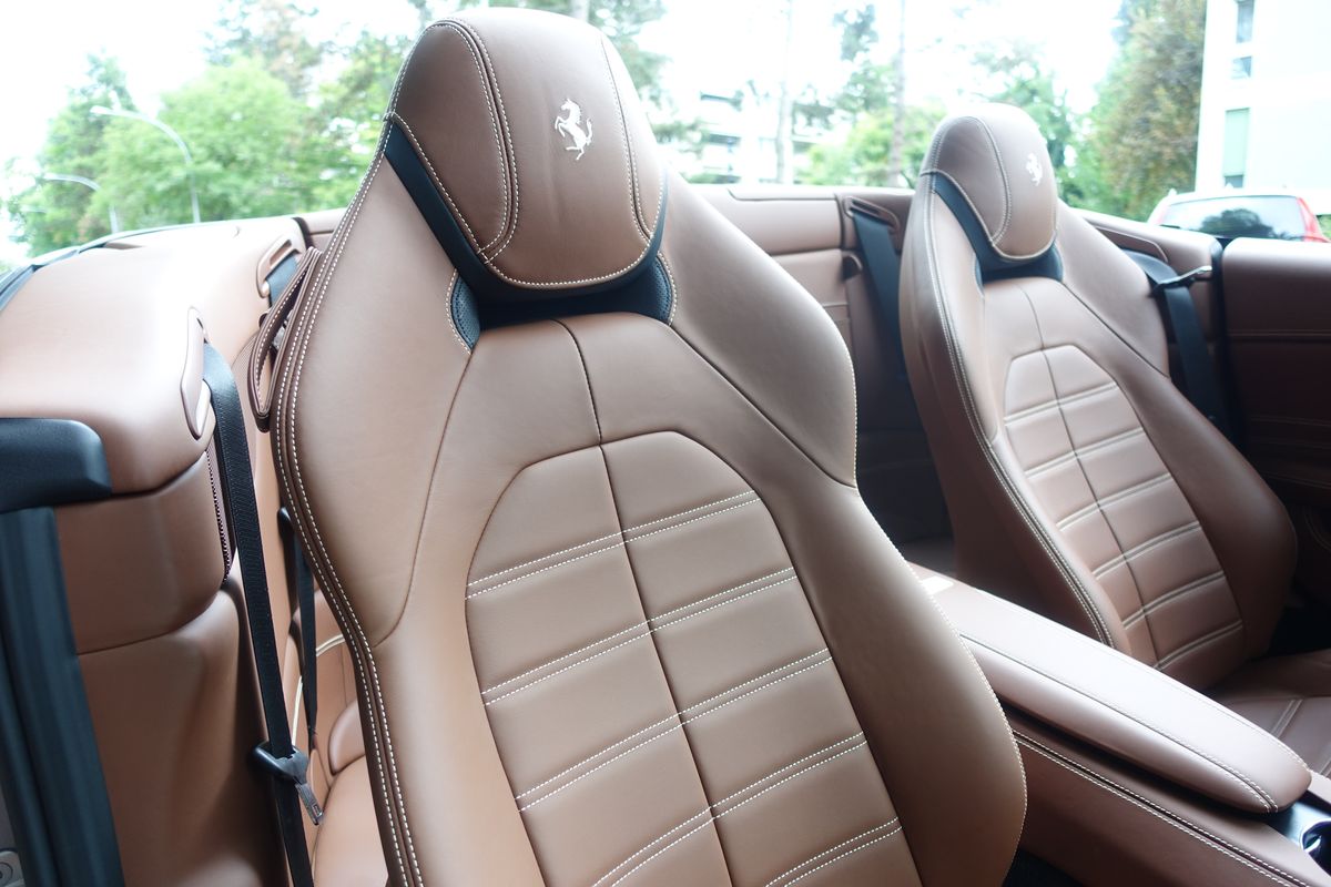 Ferrari California T