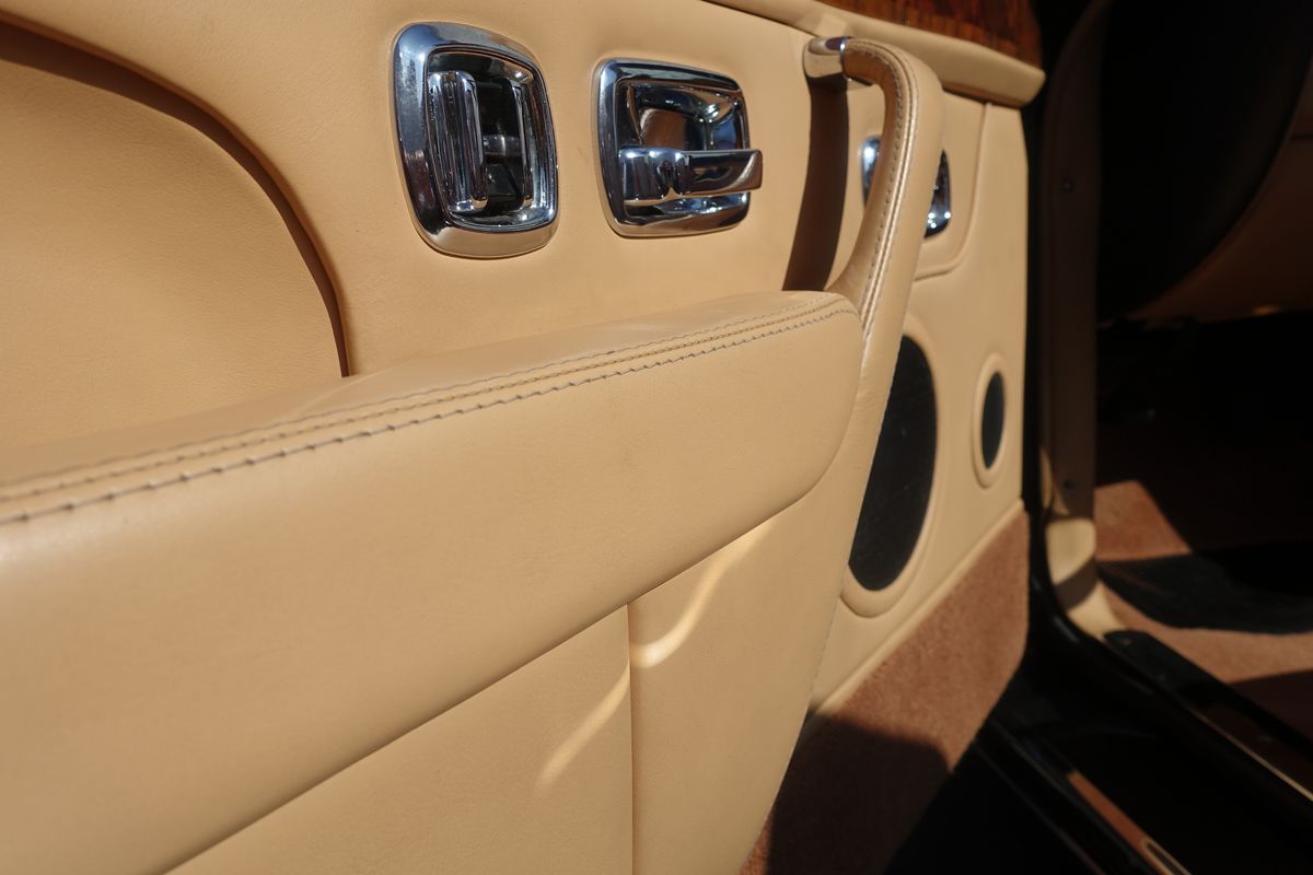 Bentley Azure Mulliner