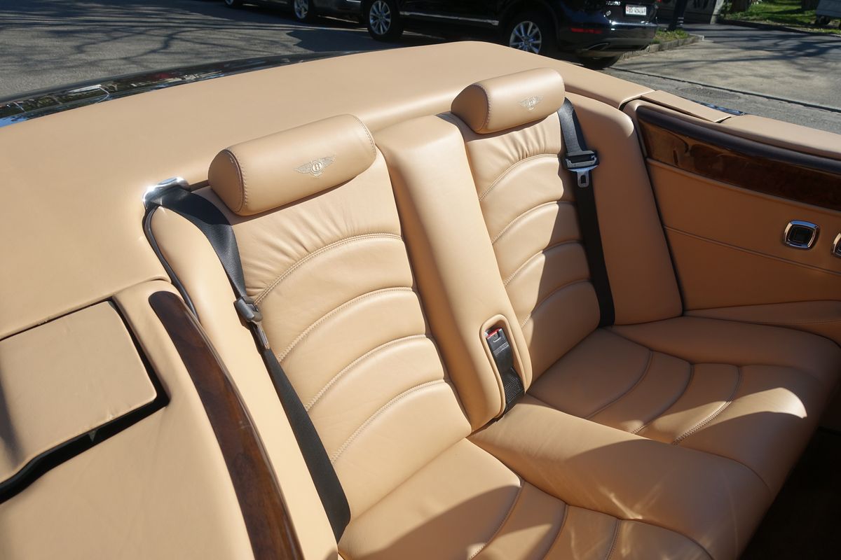 Bentley Azure Mulliner