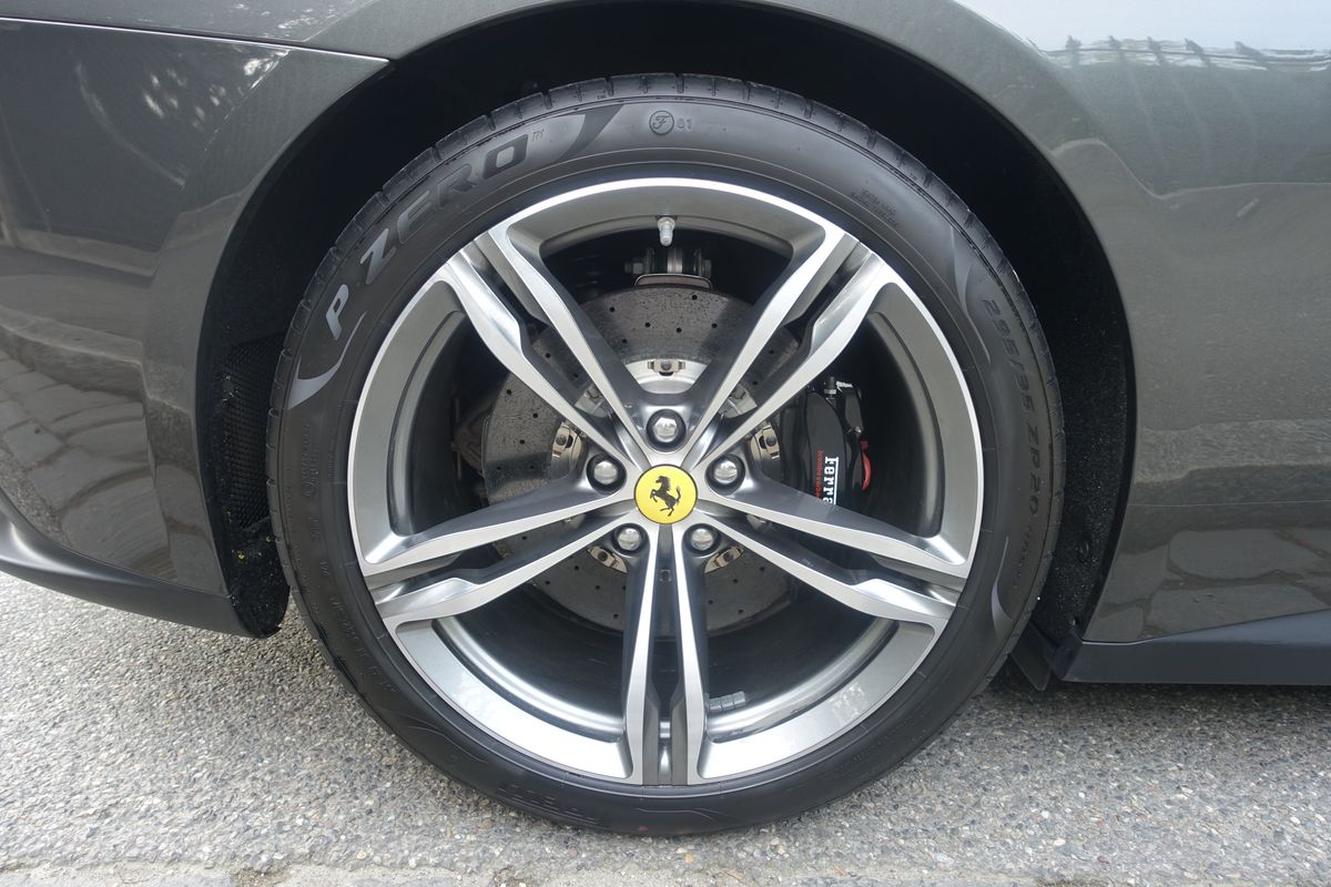 Ferrari GTC4 Lusso