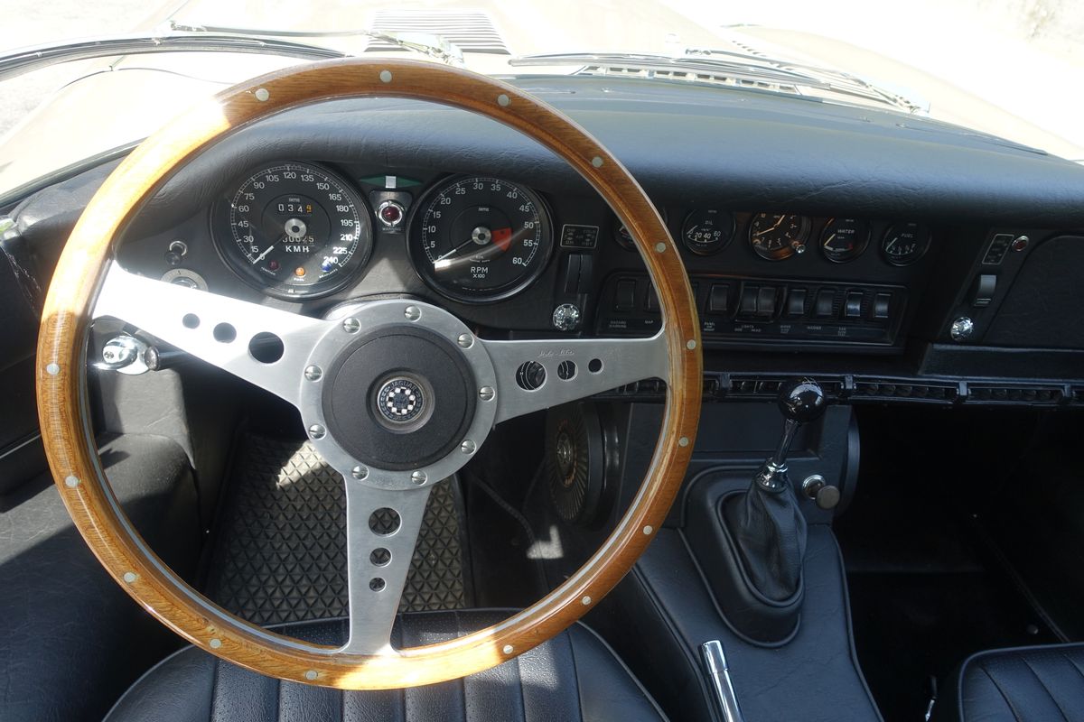 Jaguar E-Type 4.2