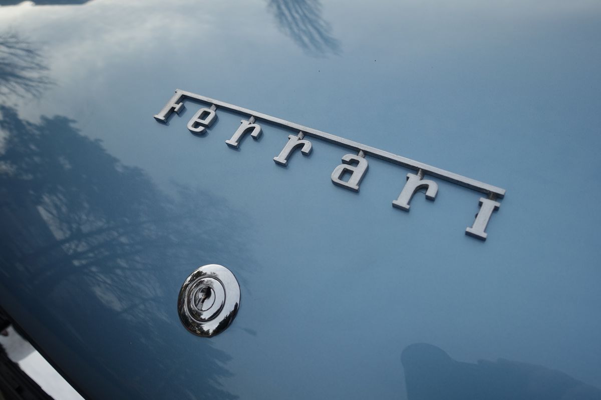 Ferrari 330 GT 2+2
