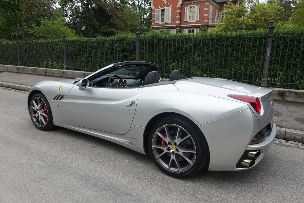 Ferrari California