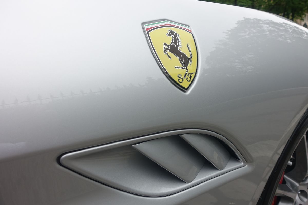 Ferrari California