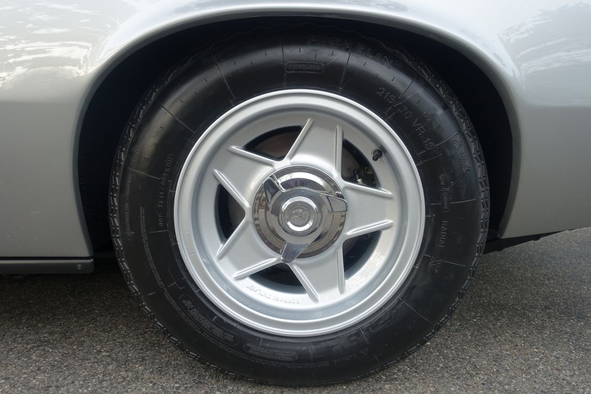 Ferrari 365 GTC/4