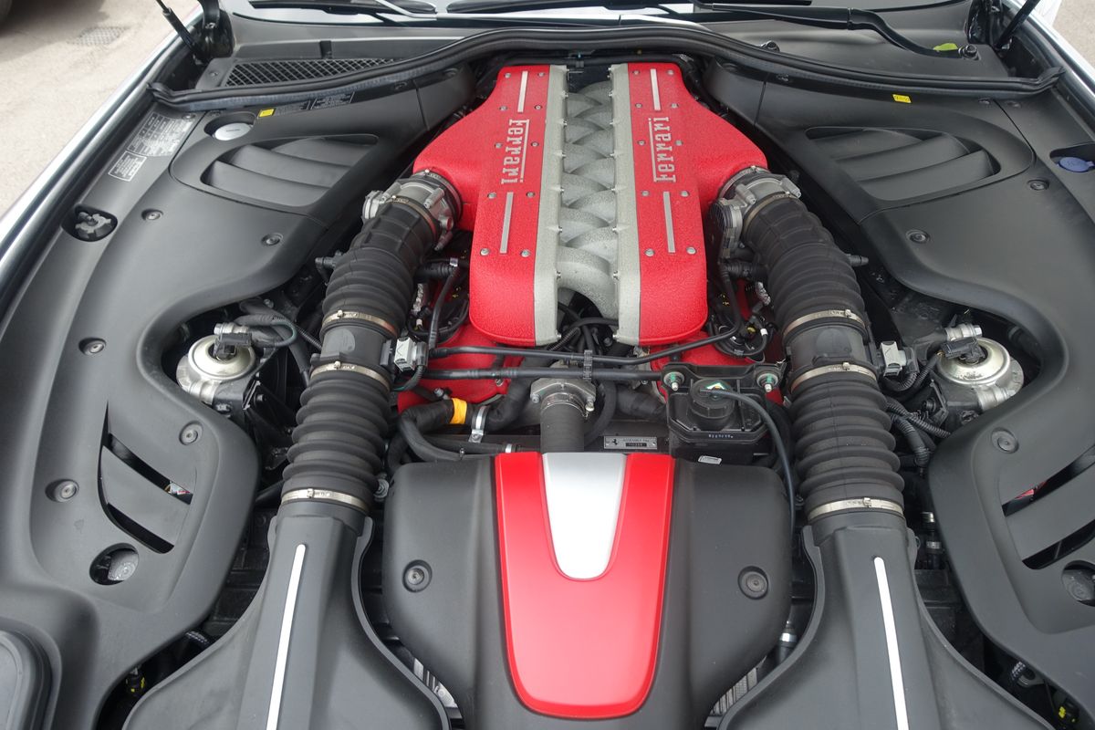 Ferrari FF