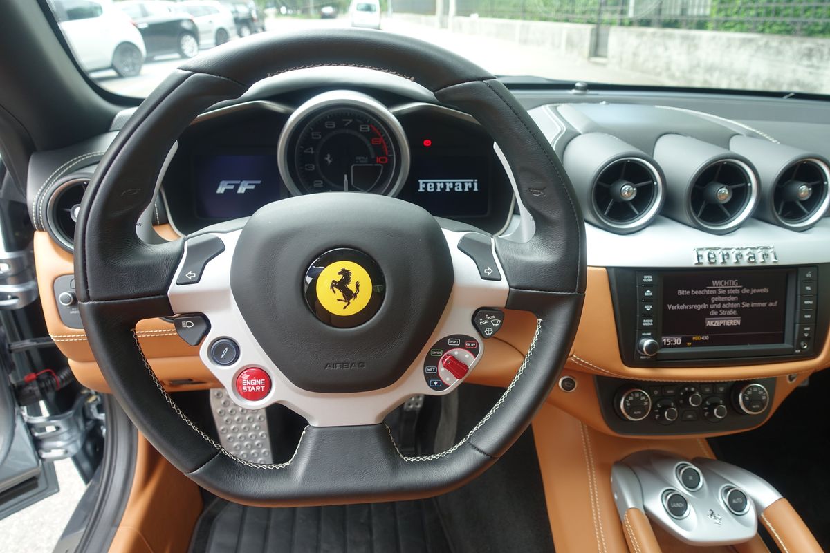 Ferrari FF