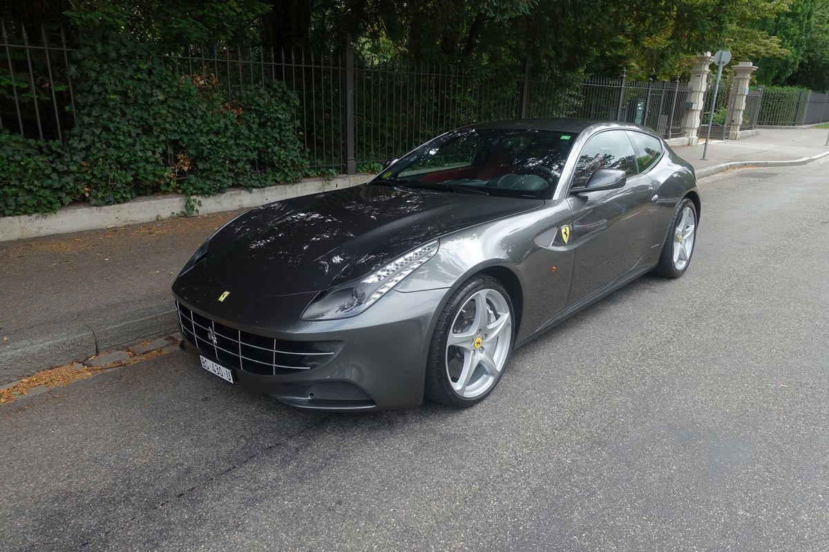 Ferrari FF