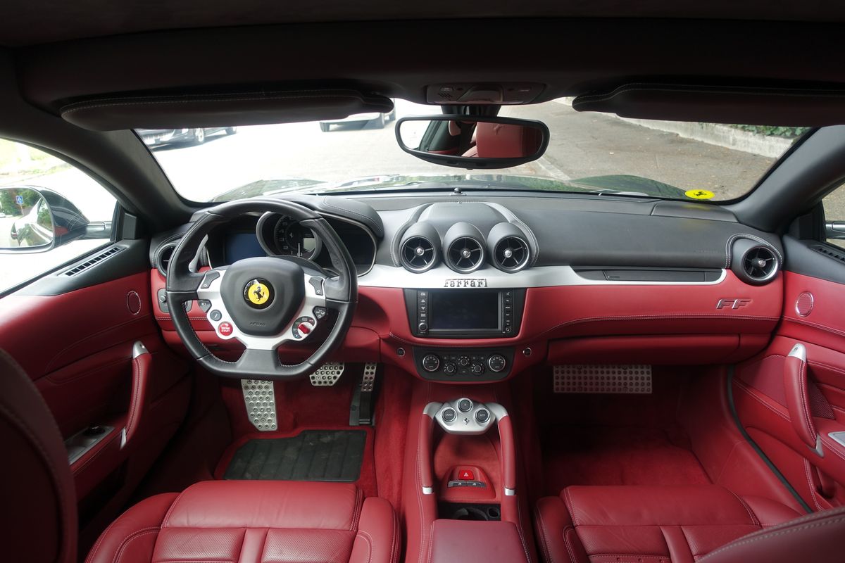 Ferrari FF