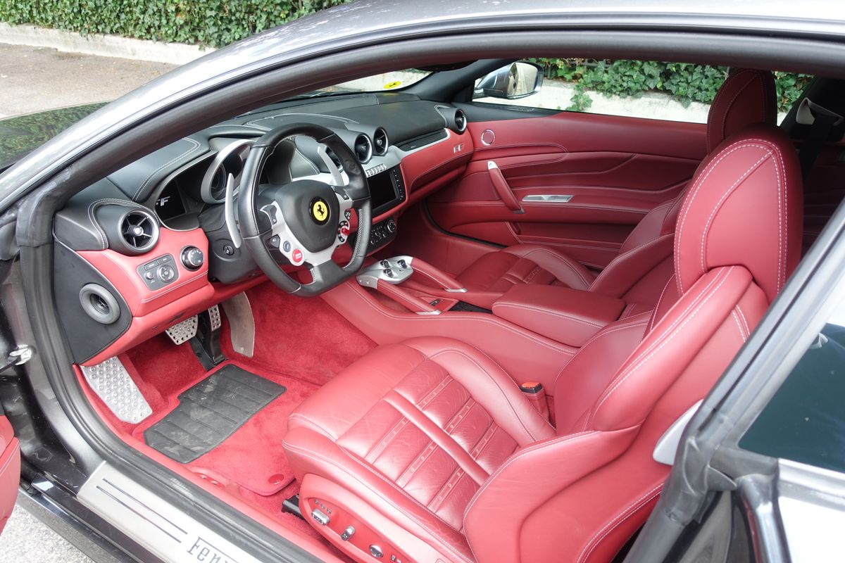 Ferrari FF