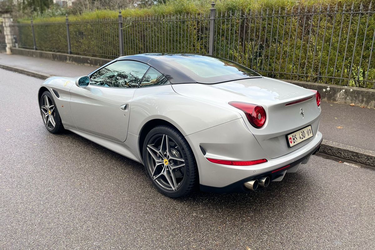 Ferrari California T