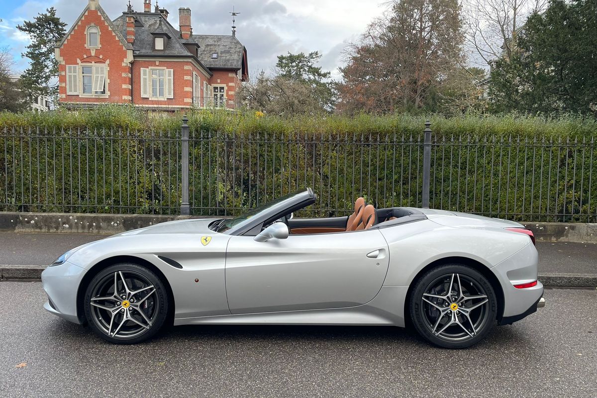 Ferrari California T