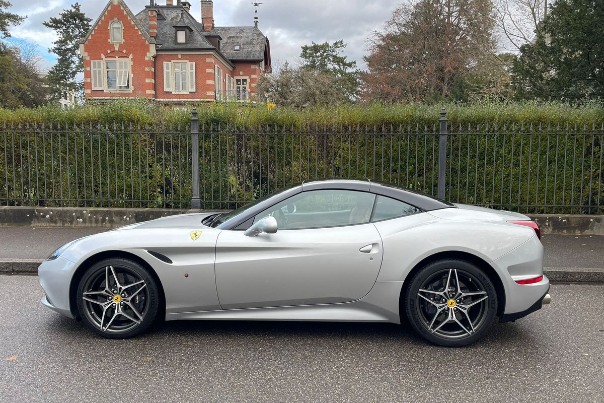 Ferrari California T