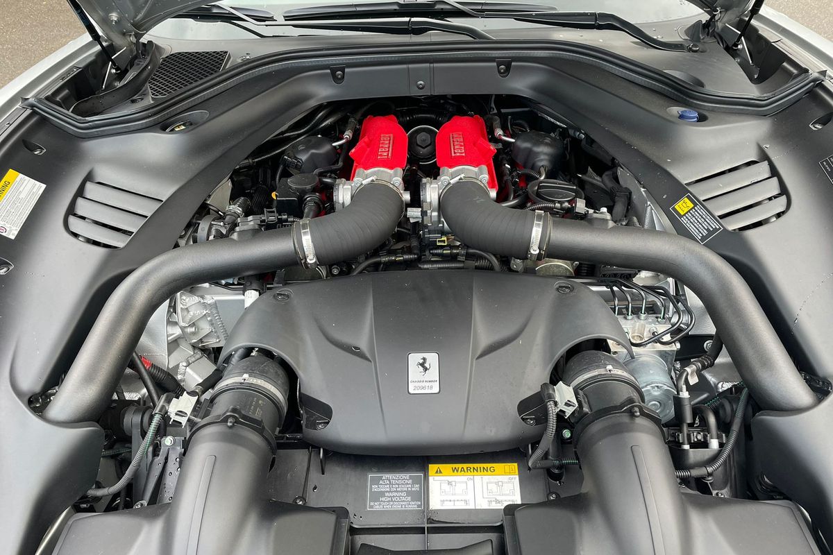 Ferrari California T