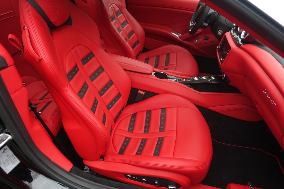 Ferrari California T