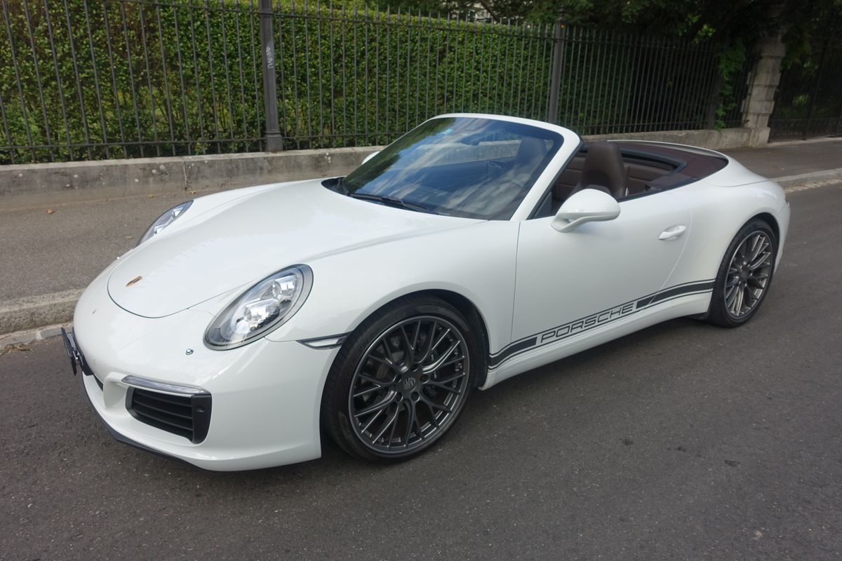 Porsche 911 Carrera Cabrio PDK