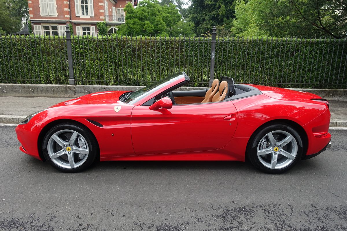 Ferrari California T