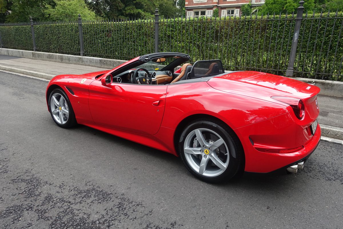 Ferrari California T