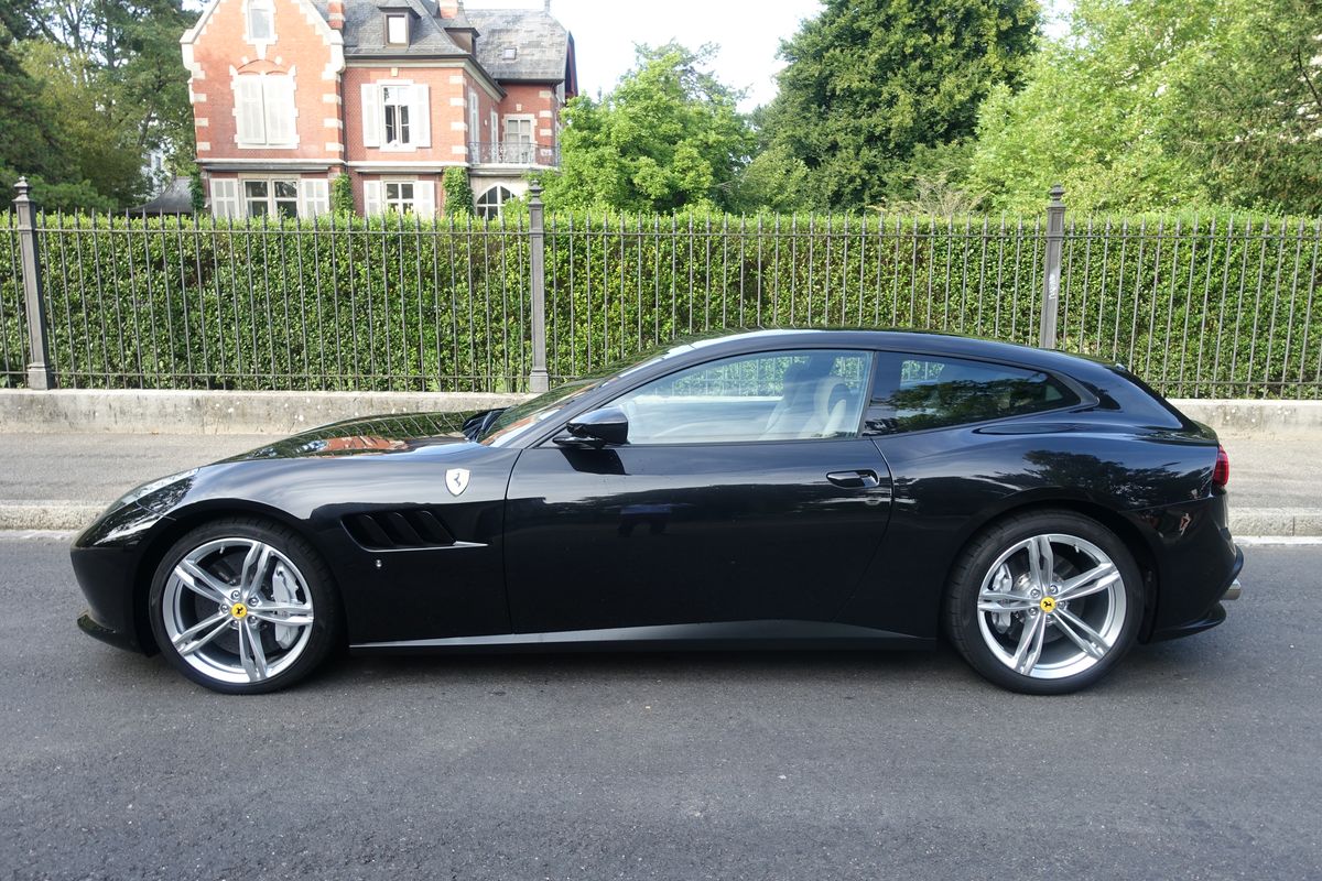 Ferrari GTC4 Lusso