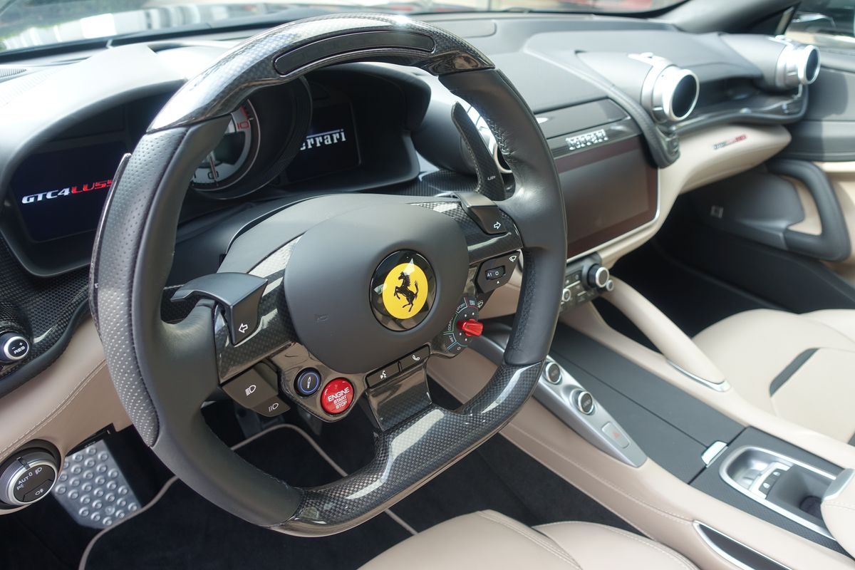 Ferrari GTC4 Lusso