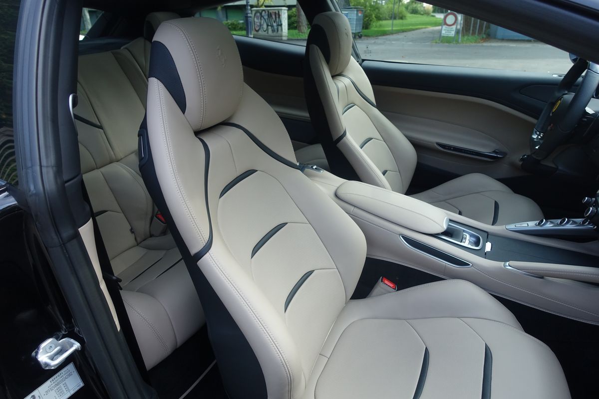 Ferrari GTC4 Lusso