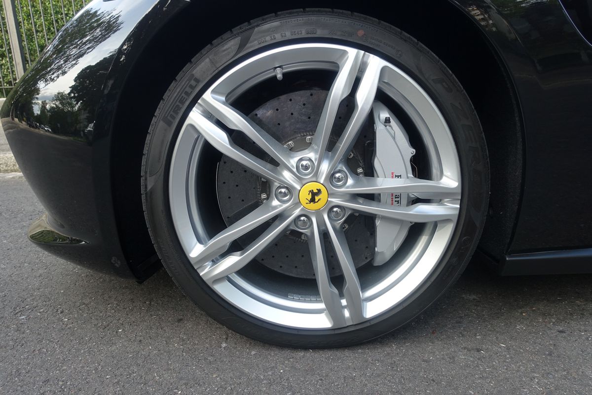 Ferrari GTC4 Lusso