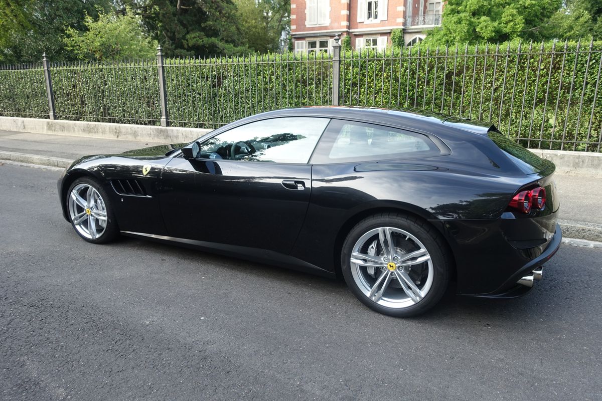 Ferrari GTC4 Lusso