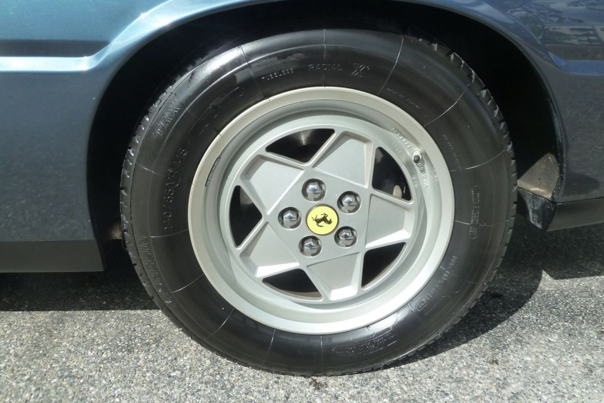 Ferrari 412