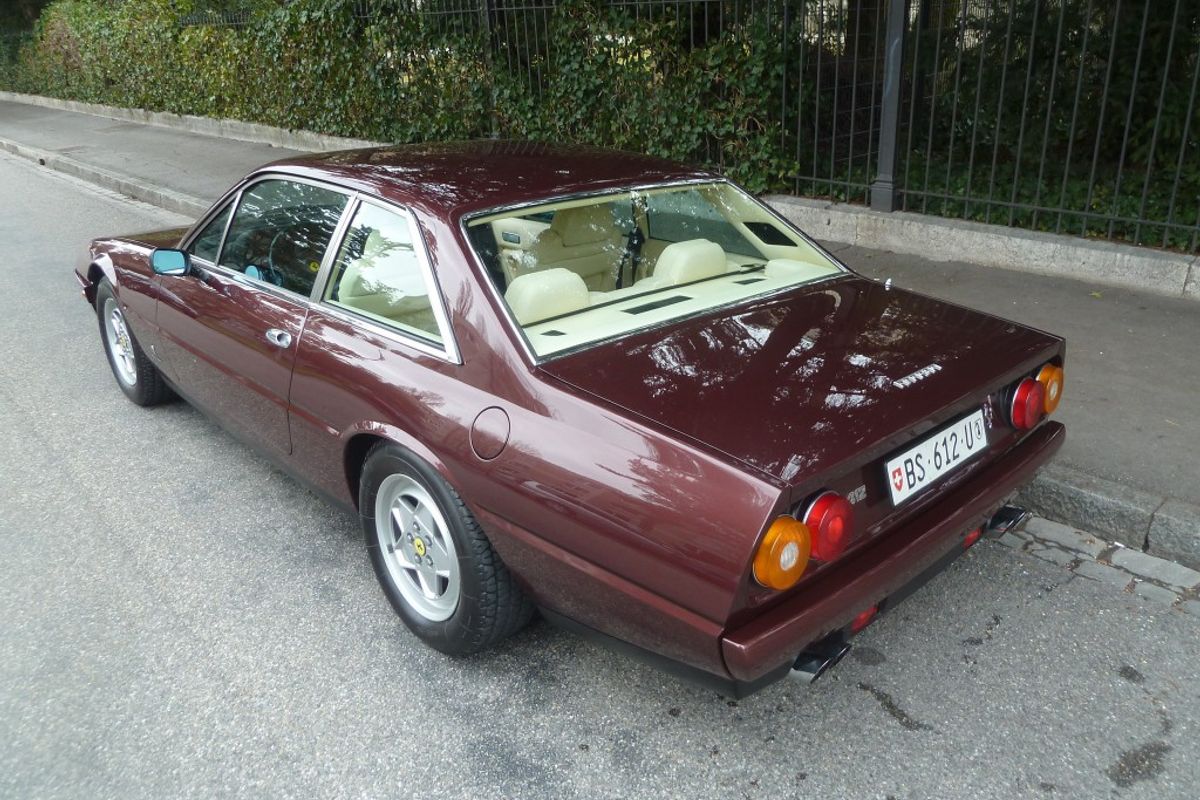 Ferrari 412
