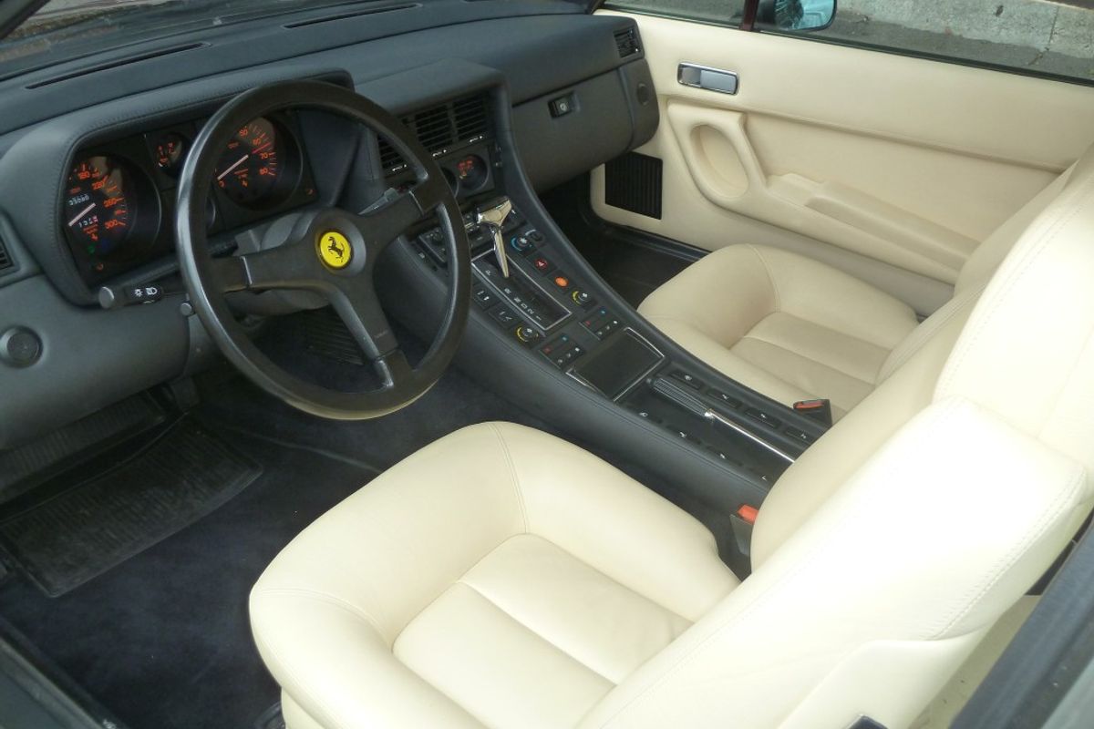 Ferrari 412