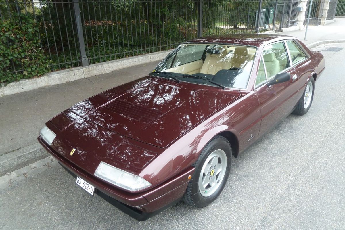 Ferrari 412