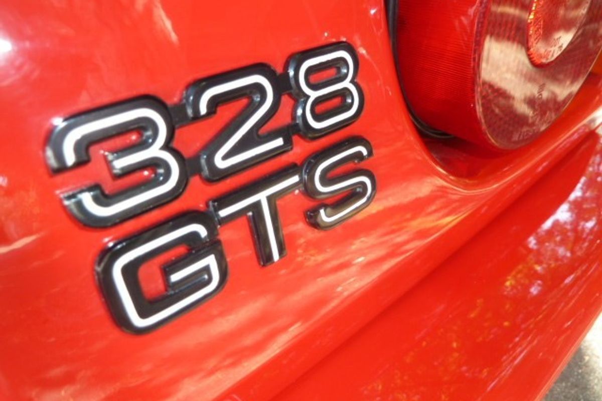 Ferrari 328 GTS