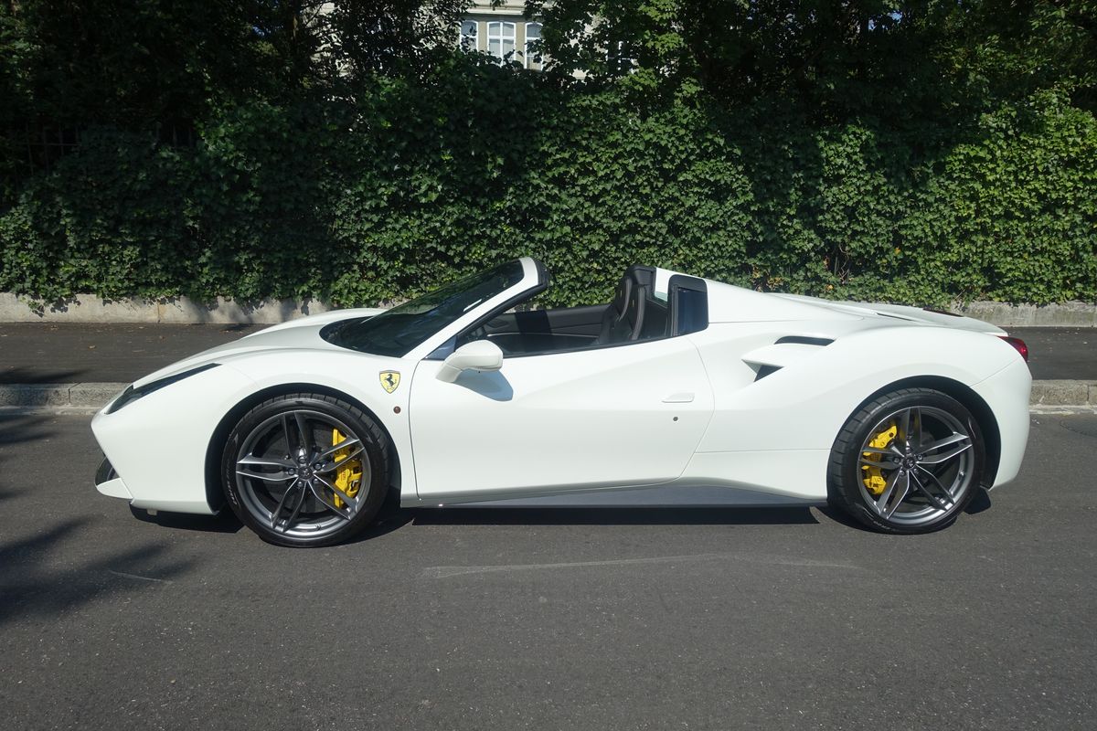Ferrari 488 Spider